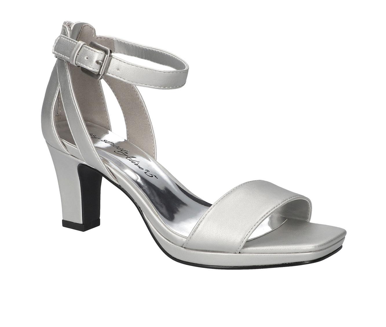 Women's Easy Street Ro Pumps Product Image