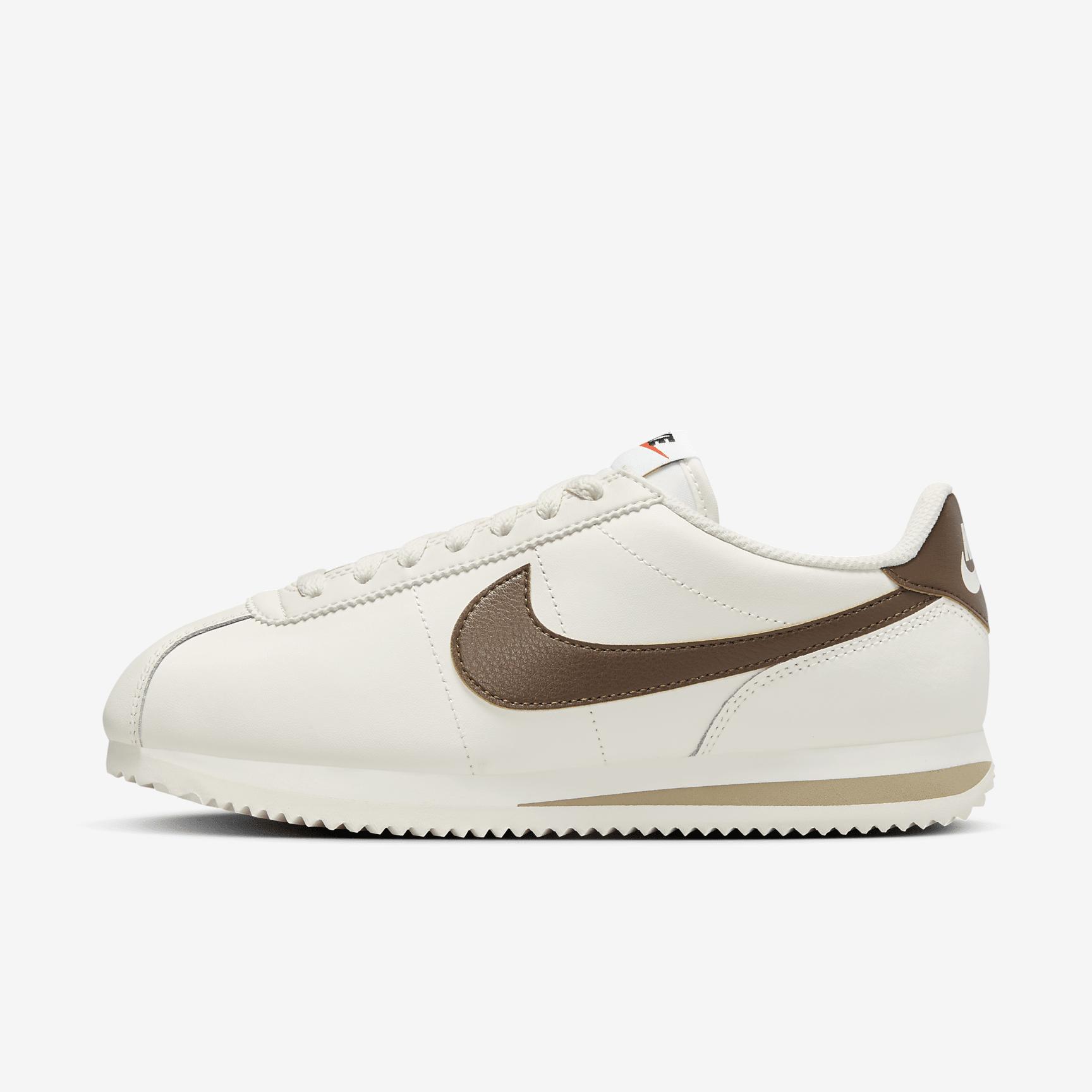 Nike Cortez Leather Women's Shoes Product Image