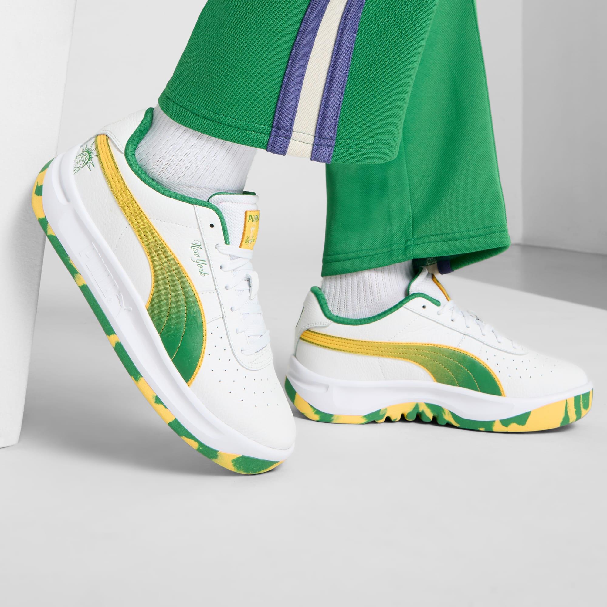 GV Special NYC Flagship Men's Sneakers Product Image