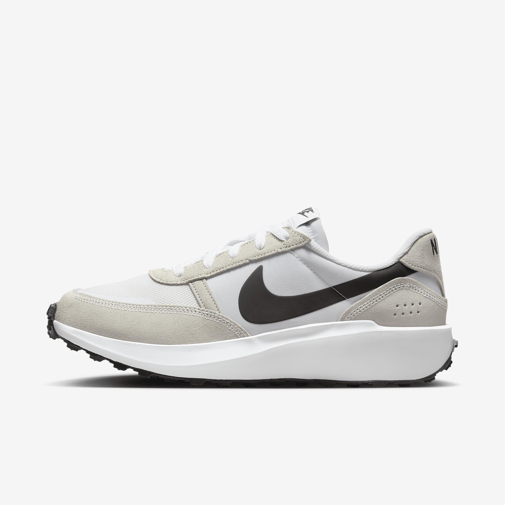 Nike Men's Waffle Nav Shoes Product Image