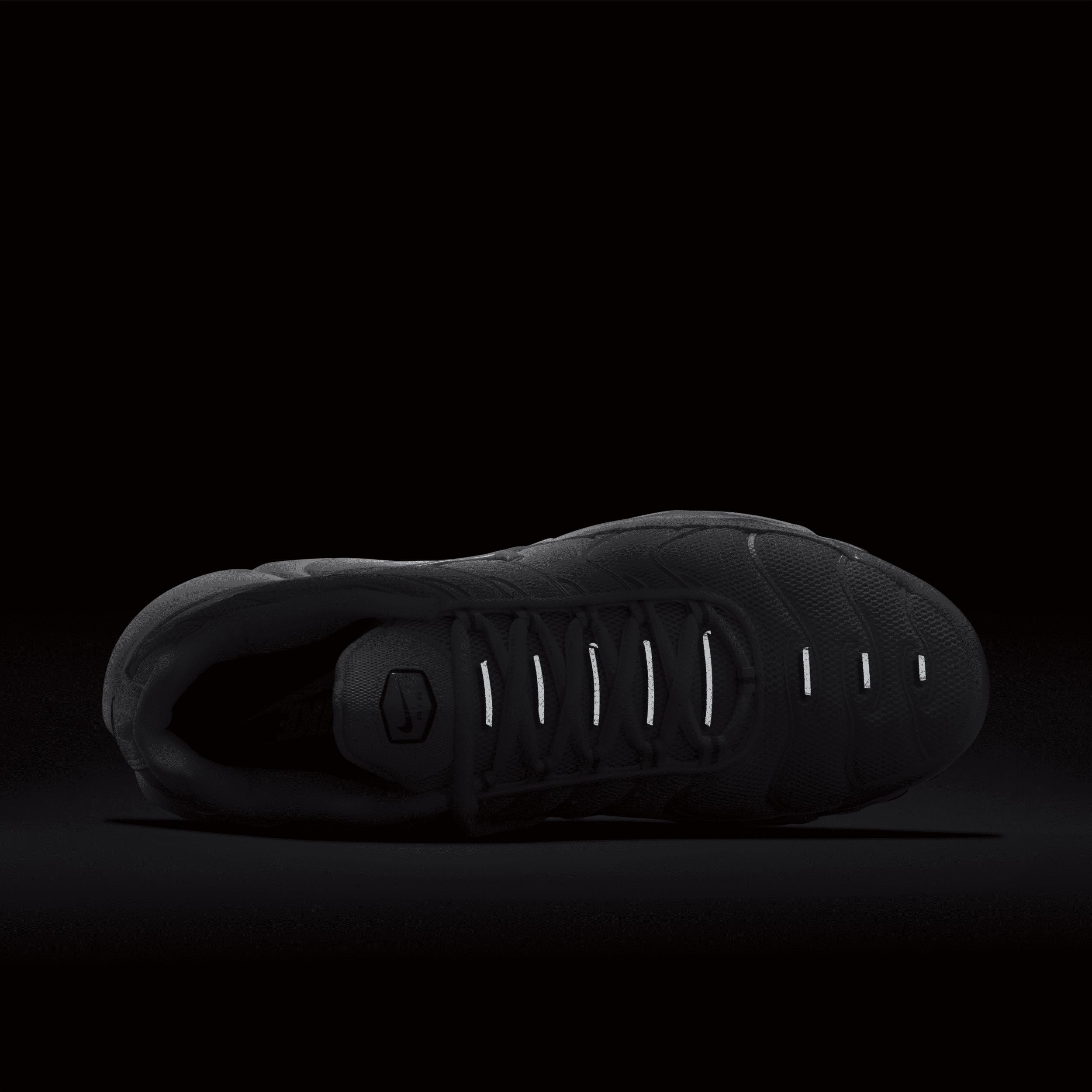 Nike Mens Air Max Plus Shoes | 604133-139 Product Image