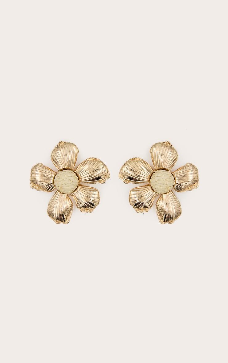Gold Textured Raffia Centered Floral Earrings Product Image