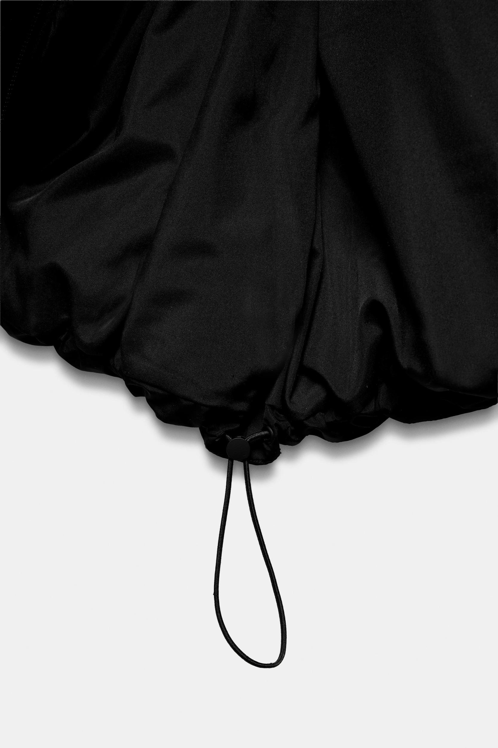 SHORT WATER REPELLENT WINDPROOF HOODIE ANORAK Product Image