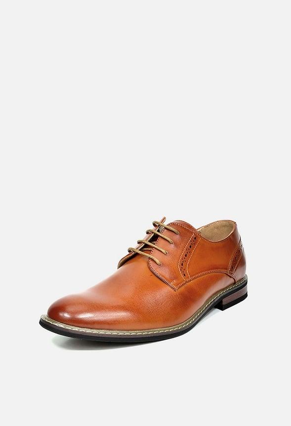 Men's Classic Wingtip Wide Dress Shoes Product Image
