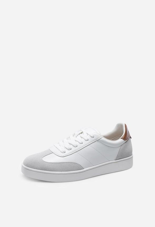 Men's Comfortable Low Top Sneaker Product Image