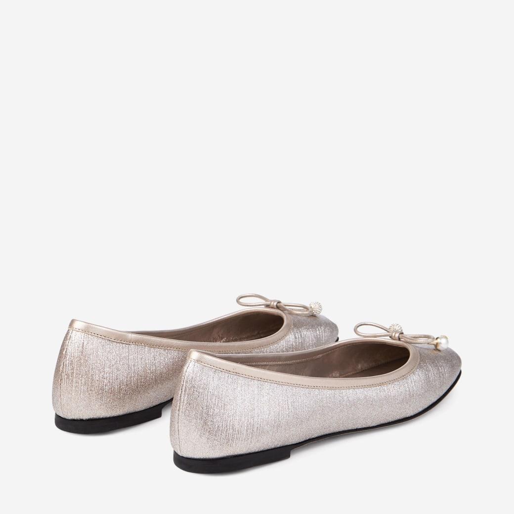 Elme Flat Product Image