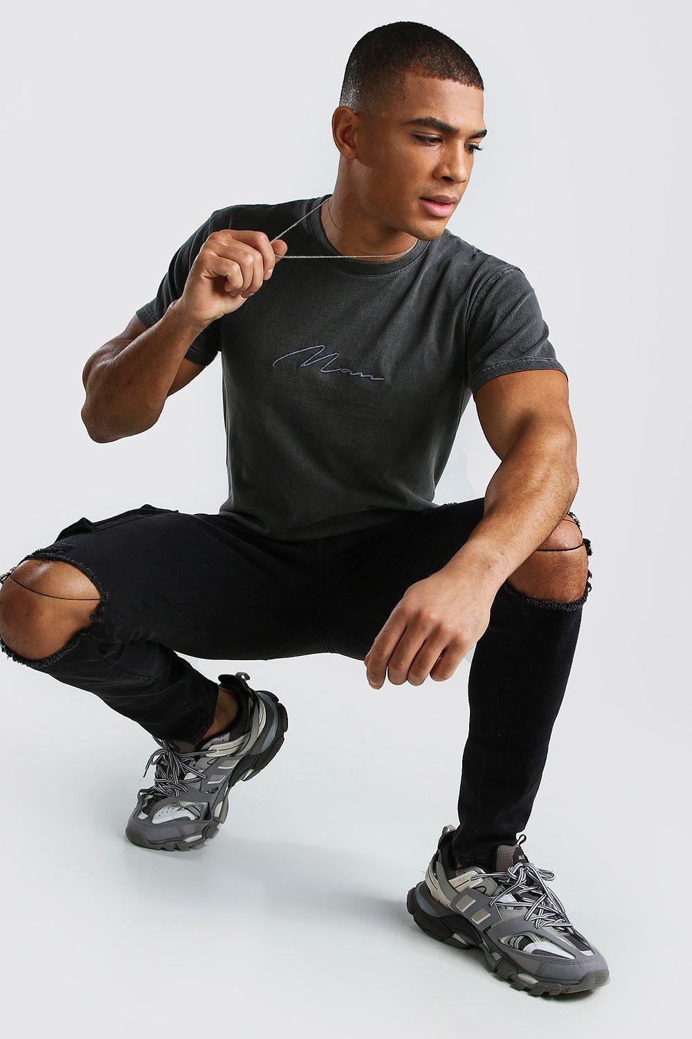 Regular Fit MAN Signature Washed T-Shirt | boohooMAN USA Product Image