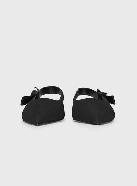 Zarah Flats Black Product Image
