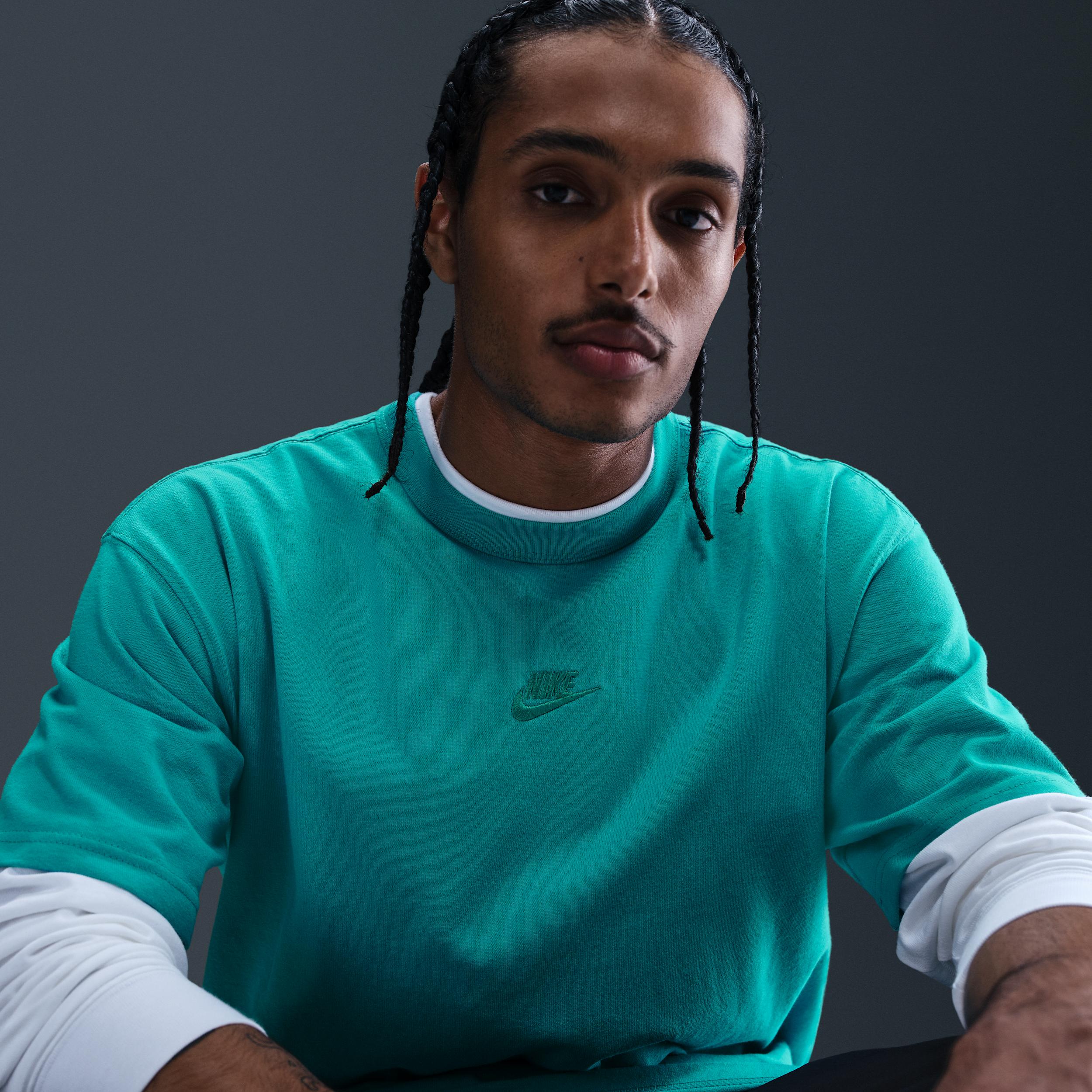 Men's Nike Sportswear Premium Essentials T-Shirt Product Image