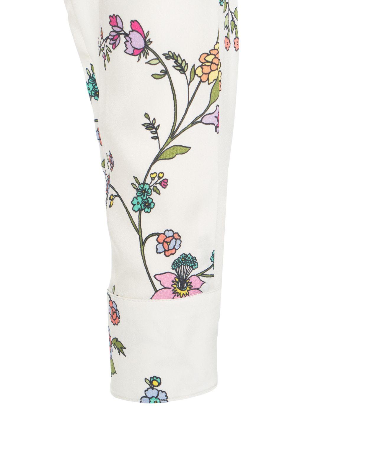 Blouse with floral pattern Product Image
