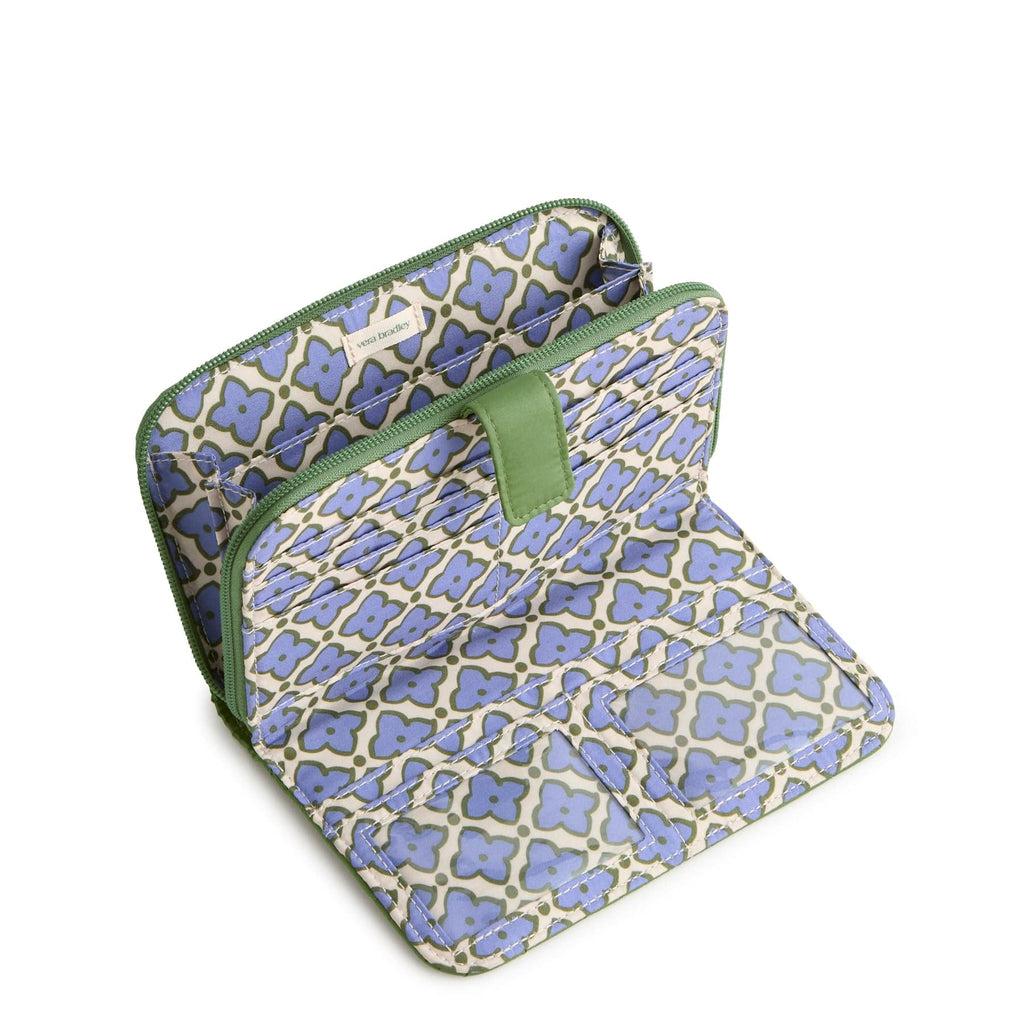 Outlet Essential Tab Wallet Product Image