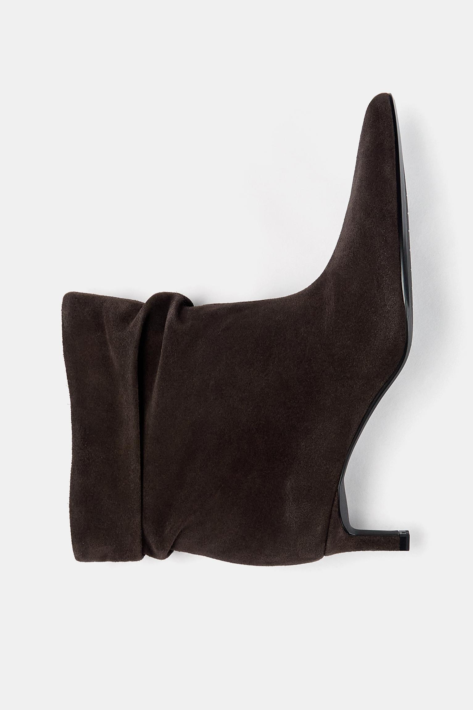 Gathered leather heeled ankle boots Product Image