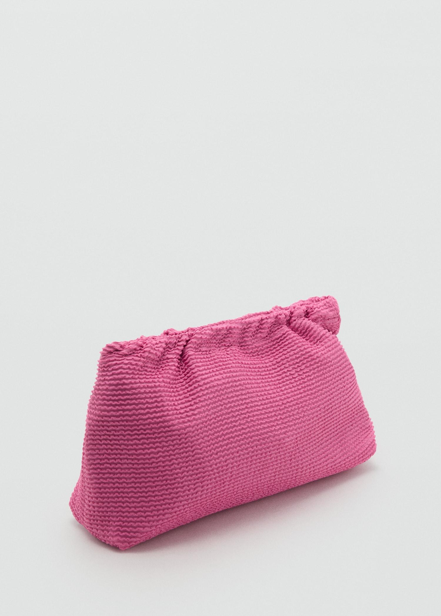 Ribbed toiletry bag - Women | MANGO USA Product Image