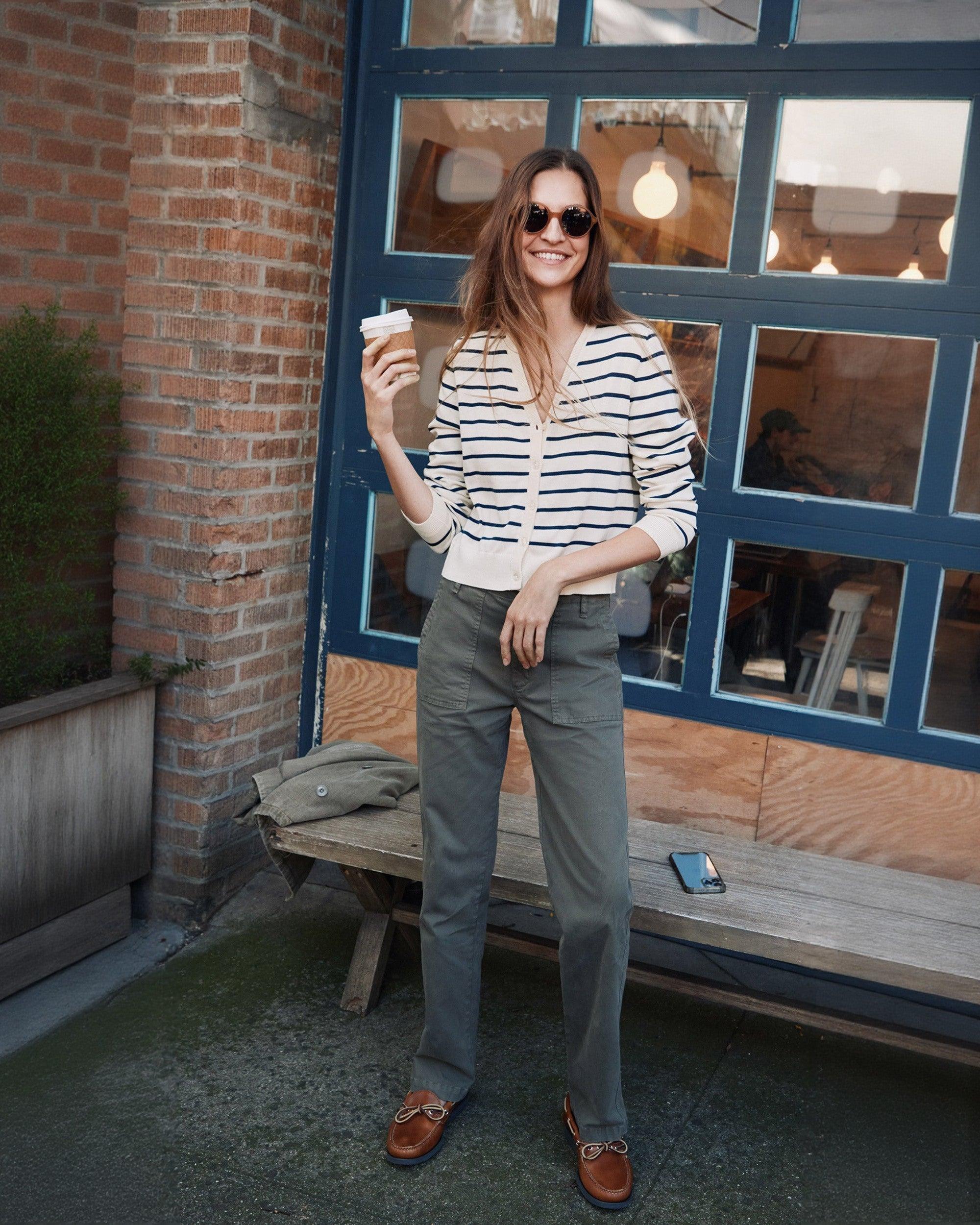 The Clove - Cream/Navy Female Product Image