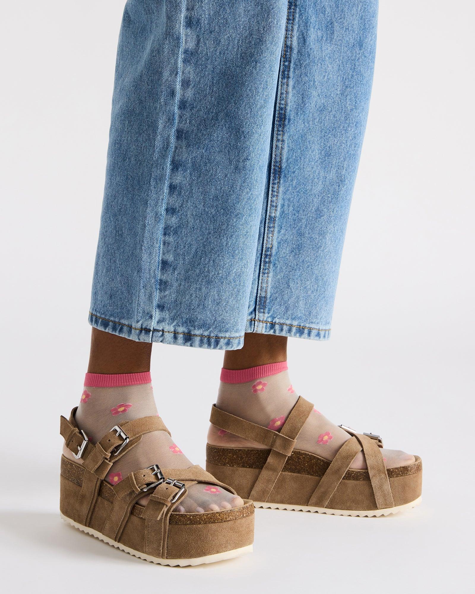 KIWI TAUPE SUEDE Female Product Image