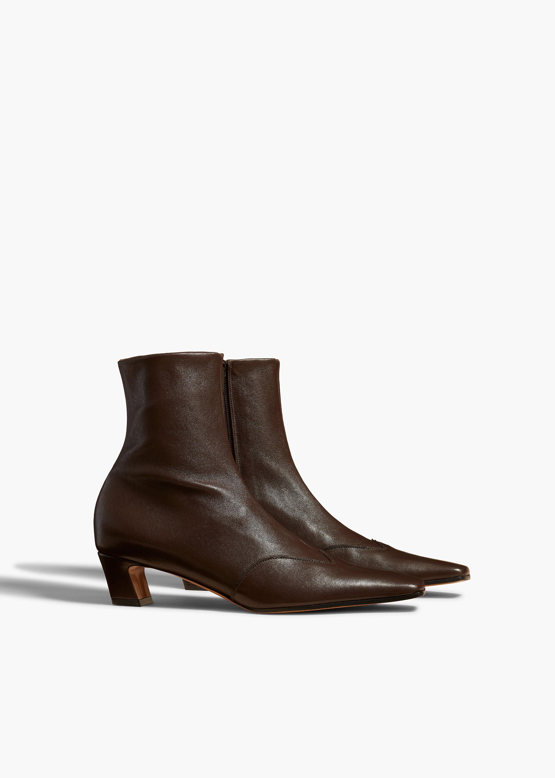 Nevada Stretch Low Boot in Dark Brown Nappa Leather Product Image