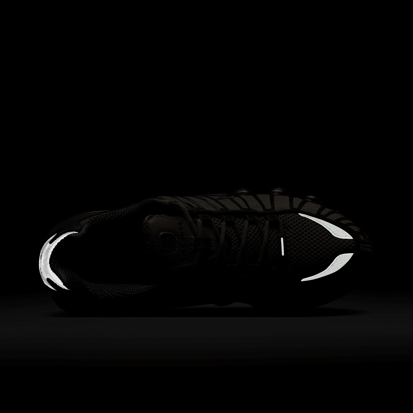 Nike Women's Shox TL Shoes Product Image