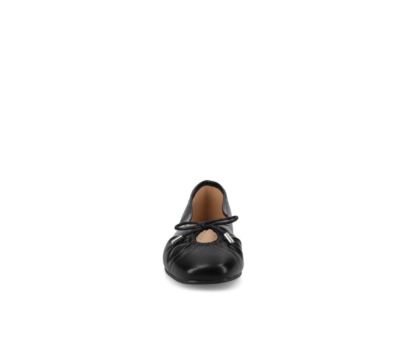 Women's Journee Collection Callee Flats Product Image