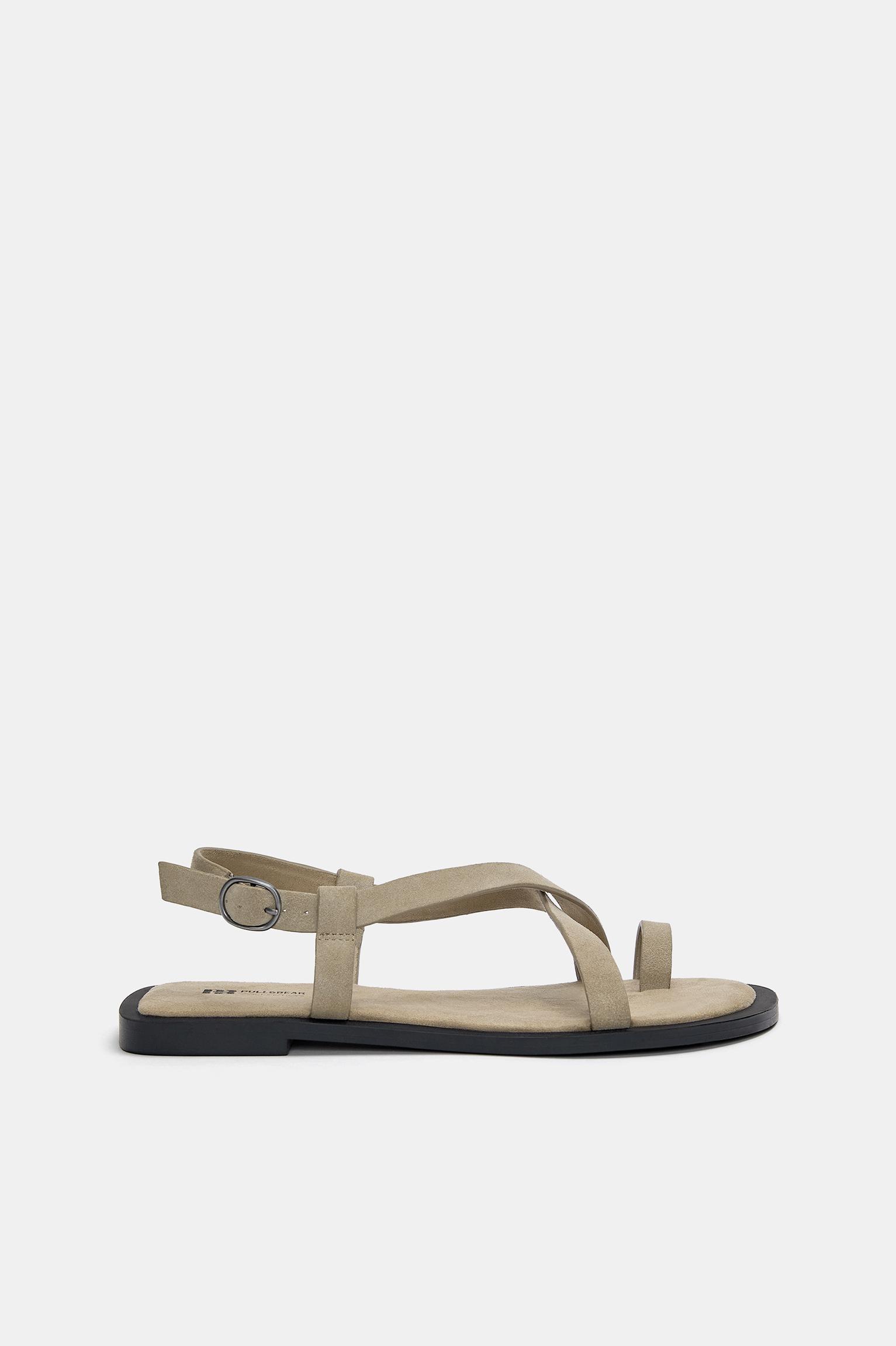 Strappy leather flat sandals Product Image