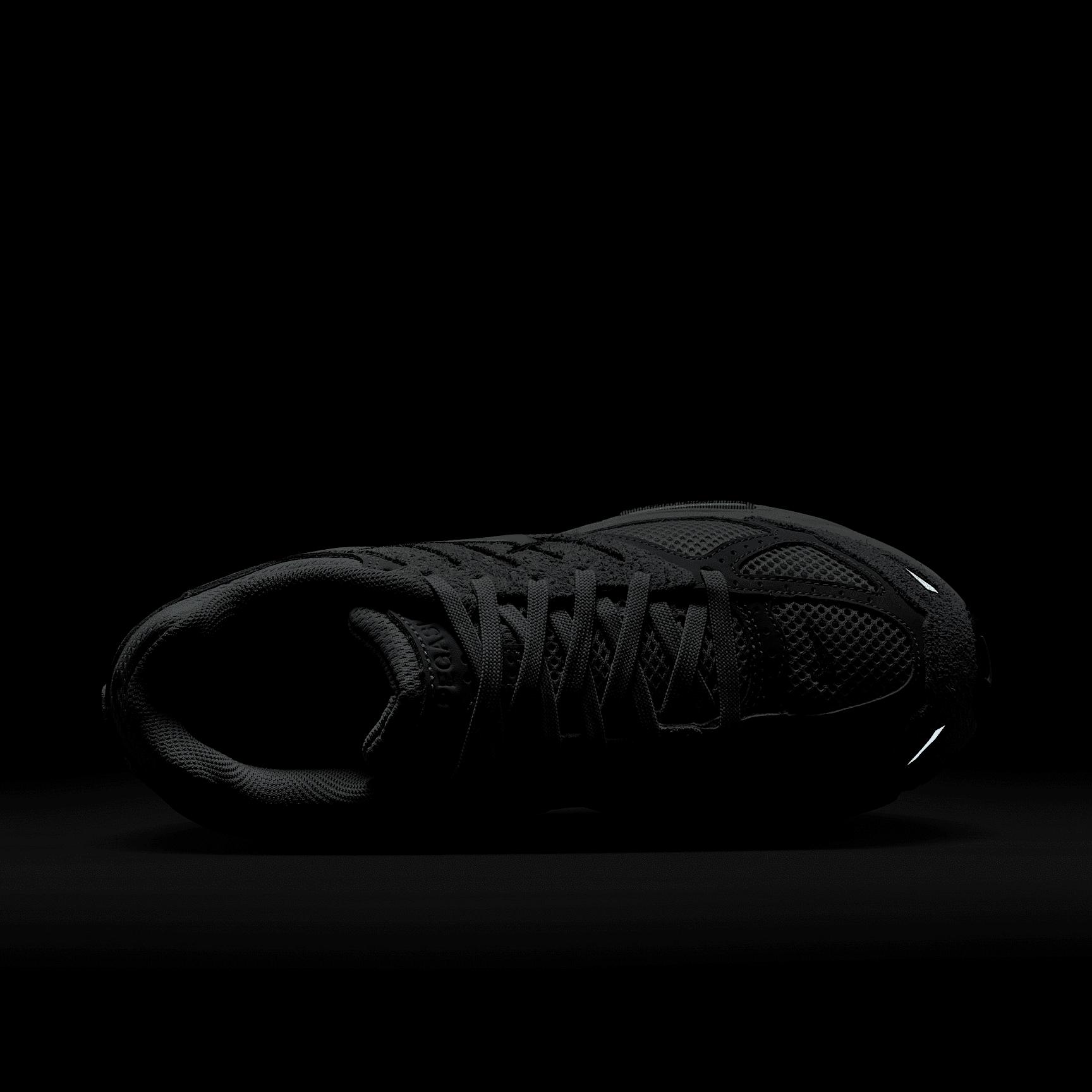 Nike Womens Air Pegasus 2005 Shoes | HQ1675-100 Product Image