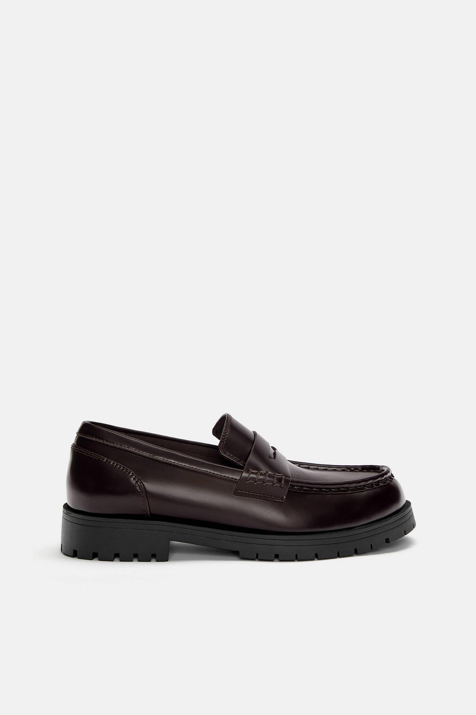 Chunky burgundy loafers Product Image