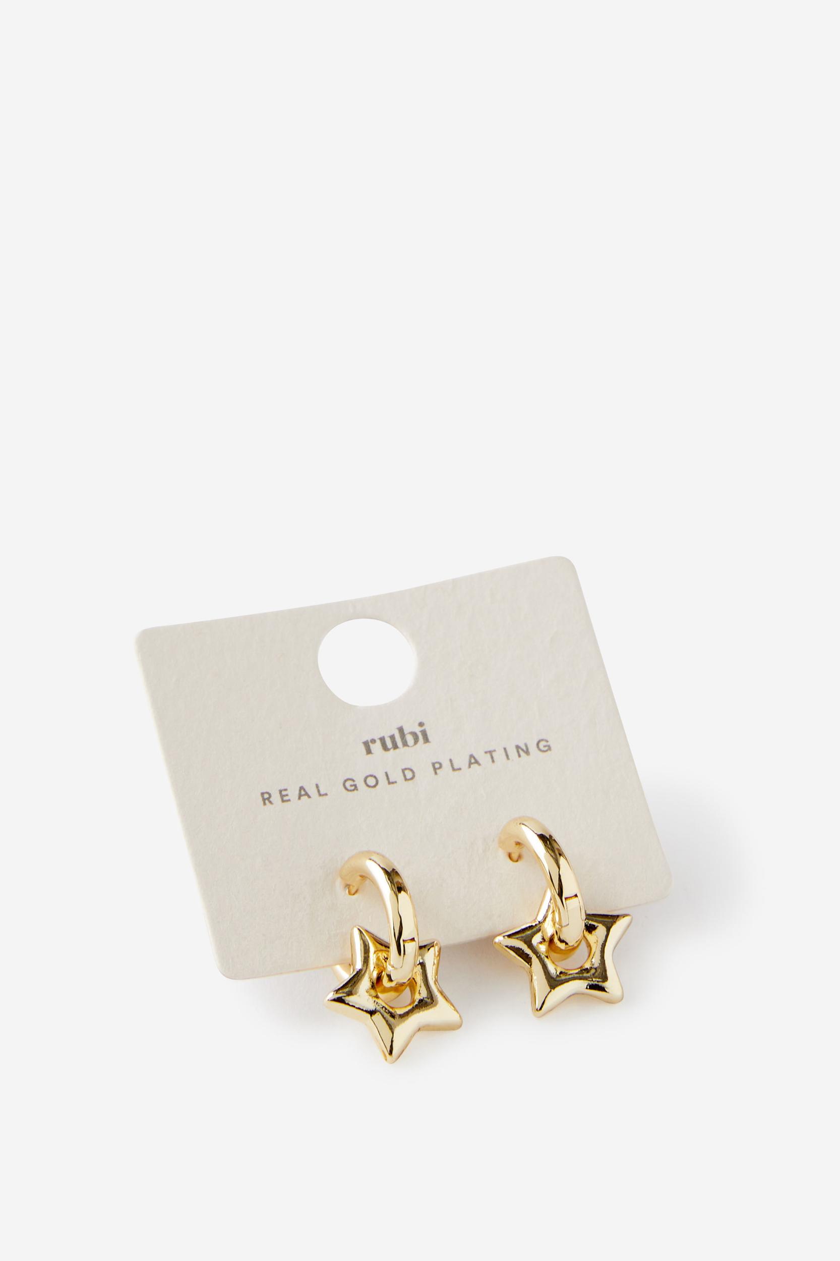 Huggie Hoop Earring Product Image