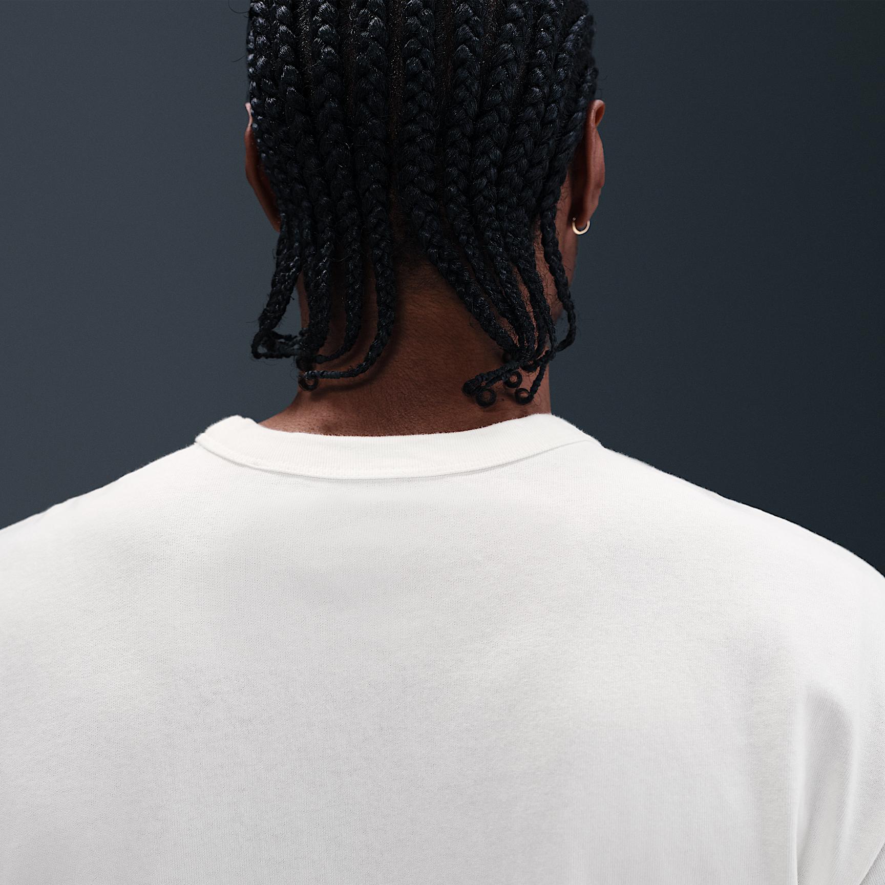 Mens Nike Sportswear Premium Essentials T-shirt | HQ9238-072 Product Image