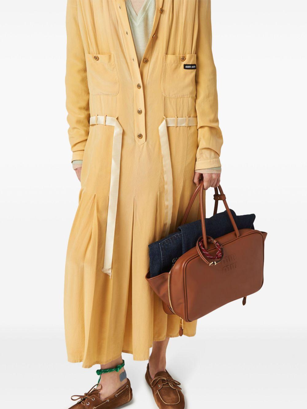 Leather Beau bag Product Image