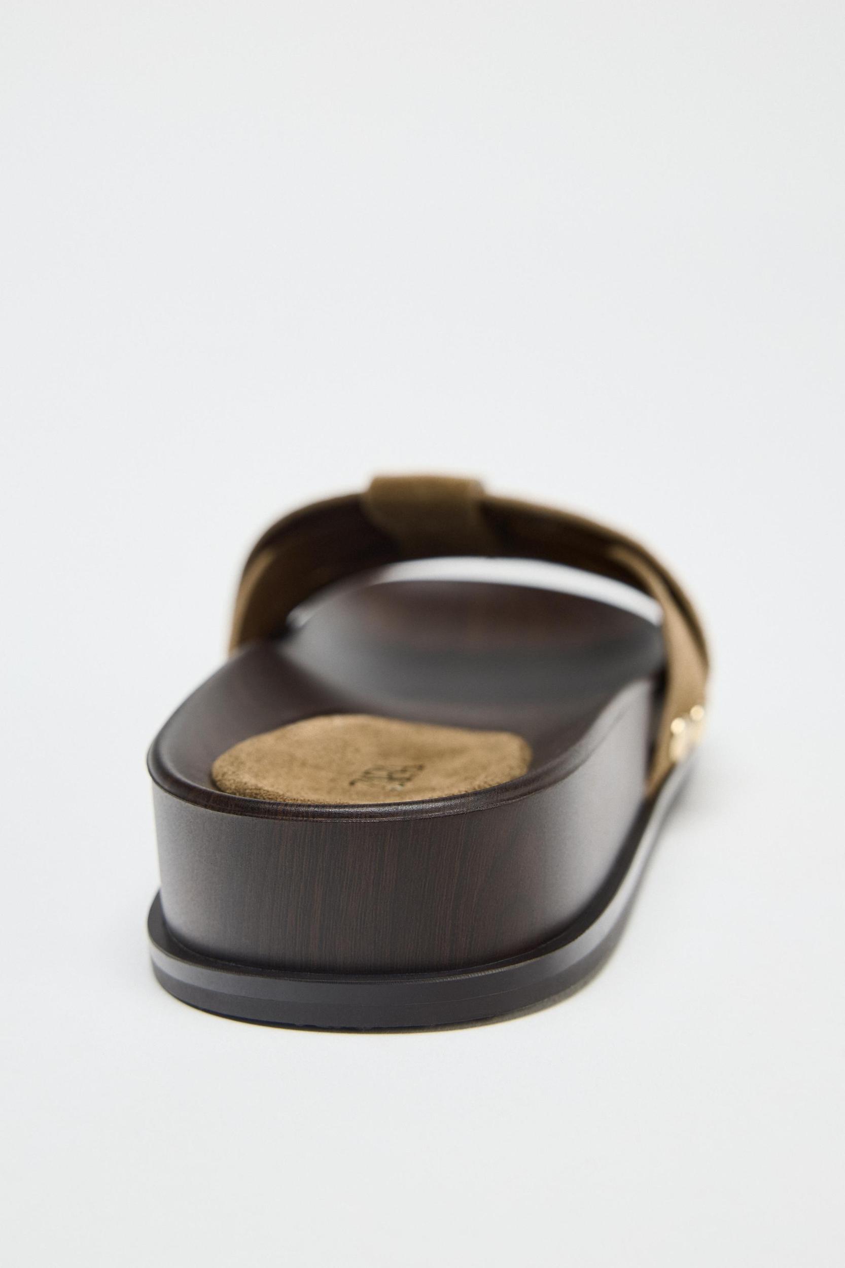 LEATHER PLATFORM SLIDES Product Image