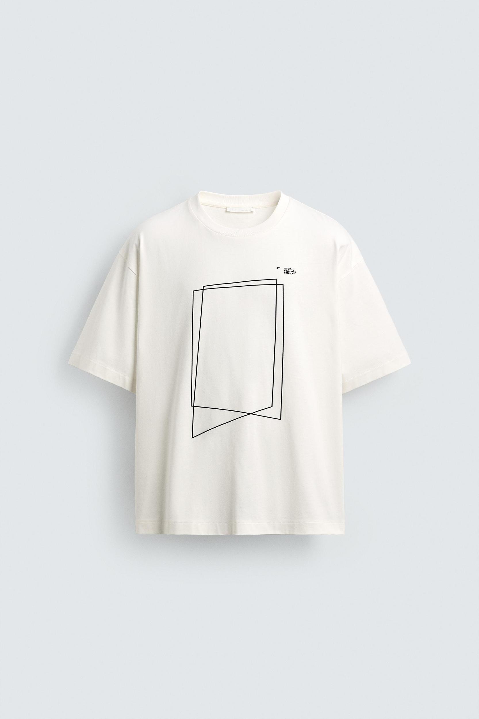 GEOMETRIC PRINT T-SHIRT Product Image