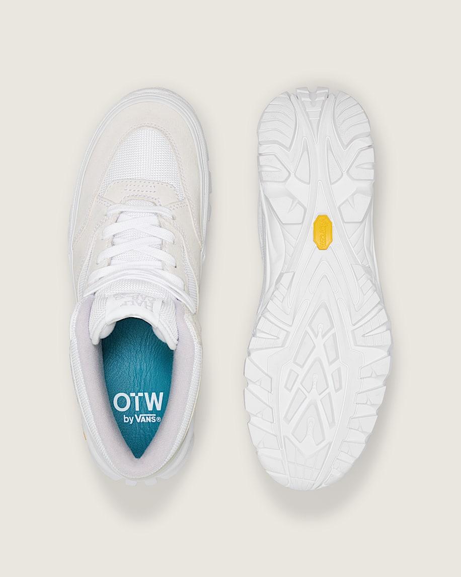 OTW Half Cab 33 Trail Vibram in Ivory White| Vans US Product Image