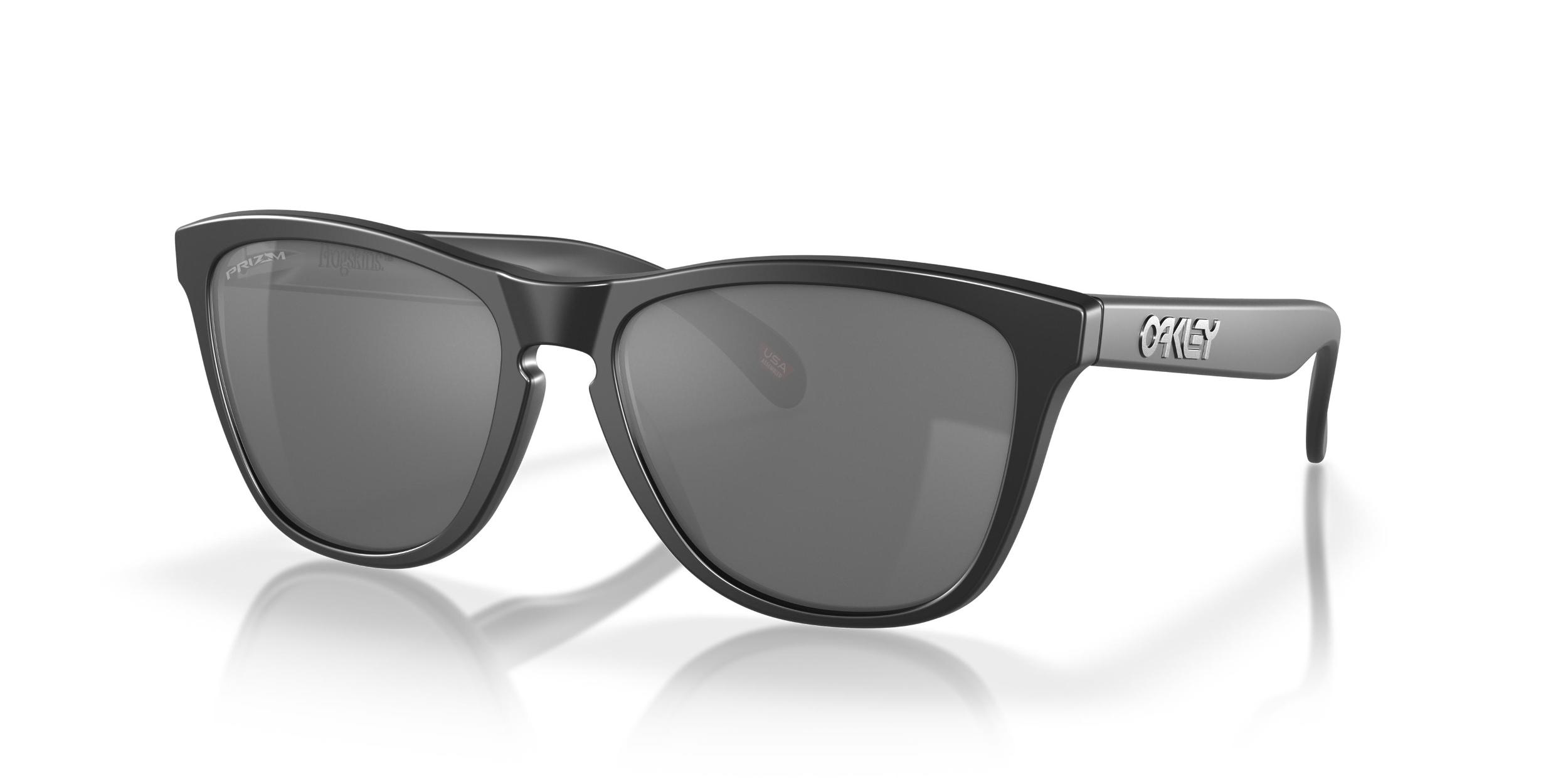 Oakley Men's Frogskins™ Sunglasses Product Image
