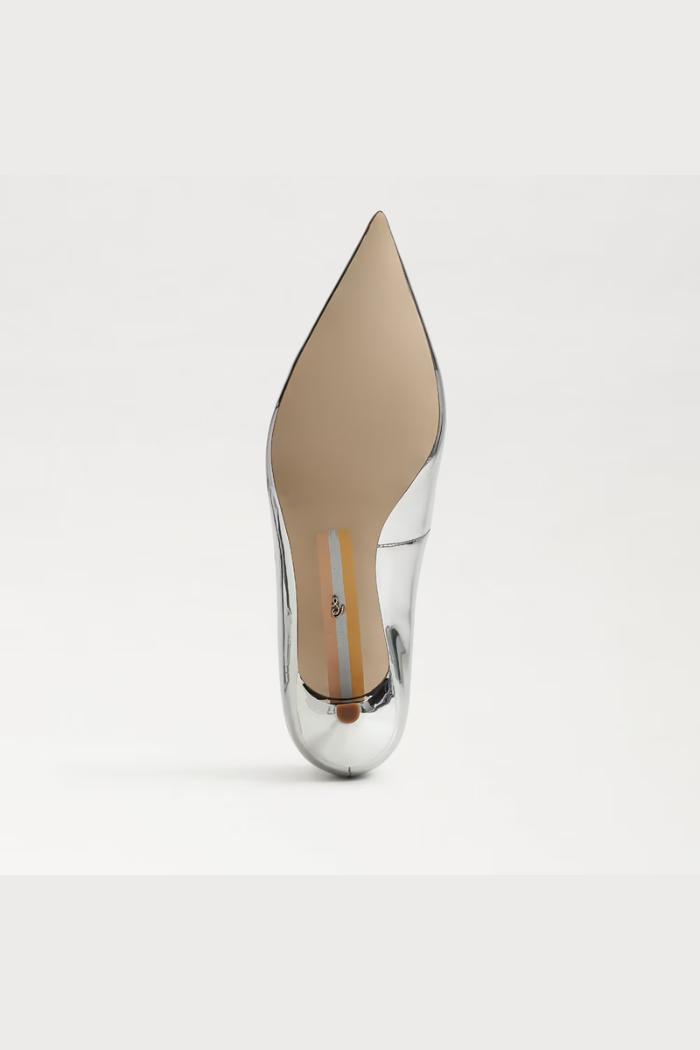 Kaya Pointed Toe Kitten Heel Pump Product Image