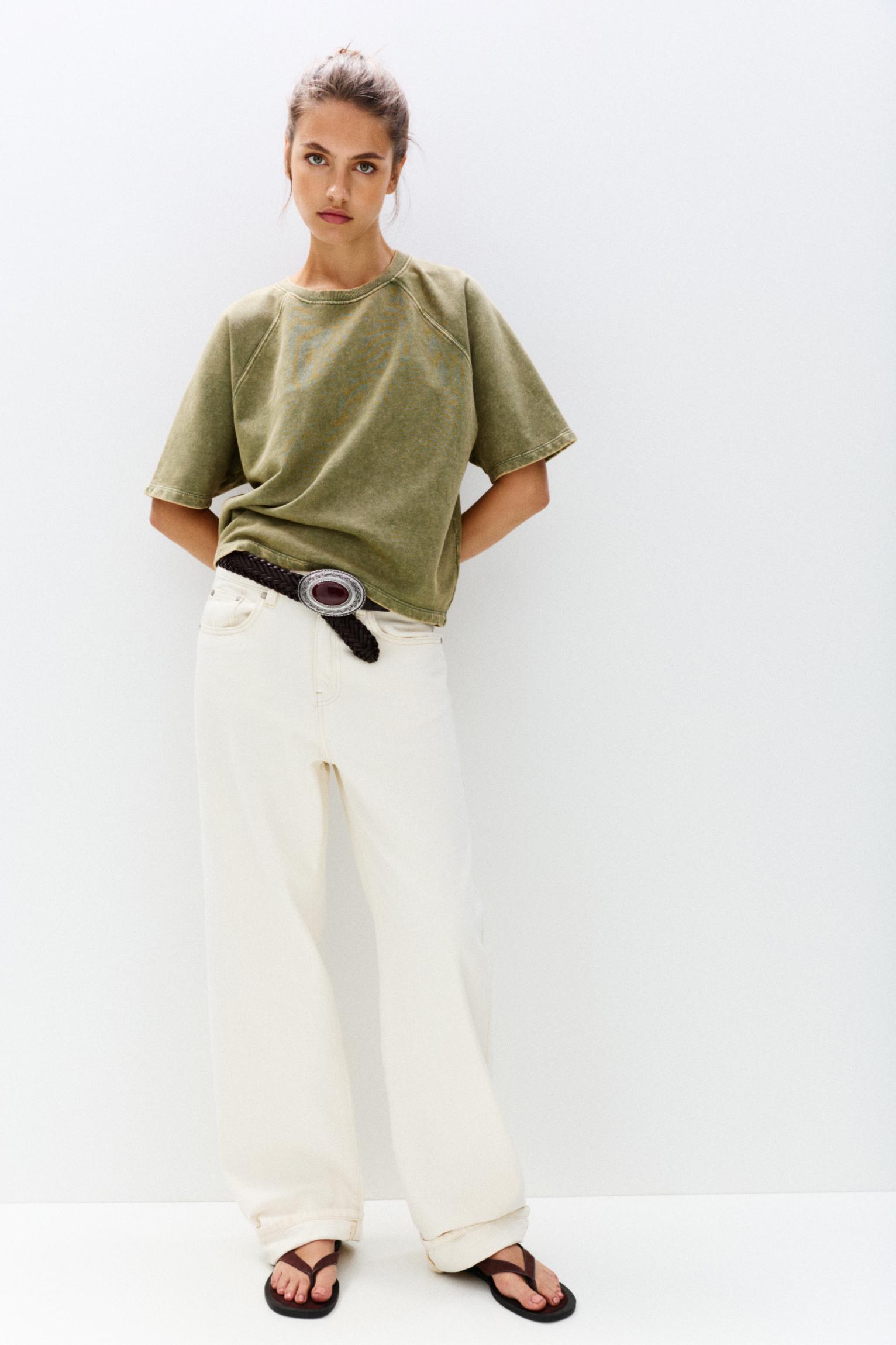 Straight-leg baggy jeans with turn-up hems Product Image