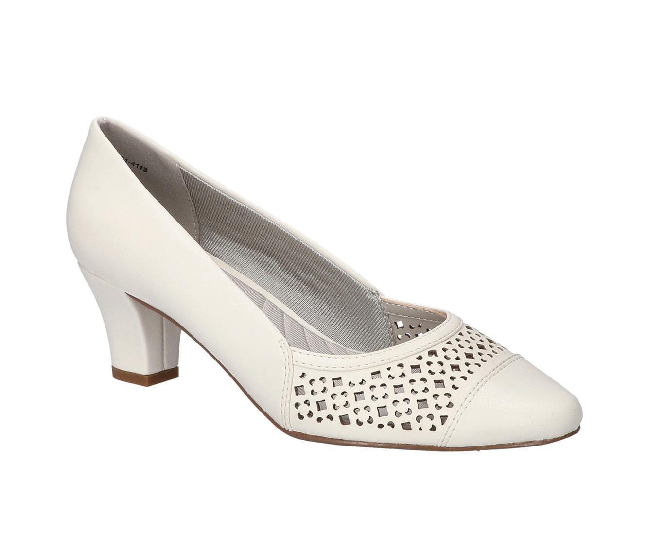 Women's Easy Street Neva Pumps Product Image