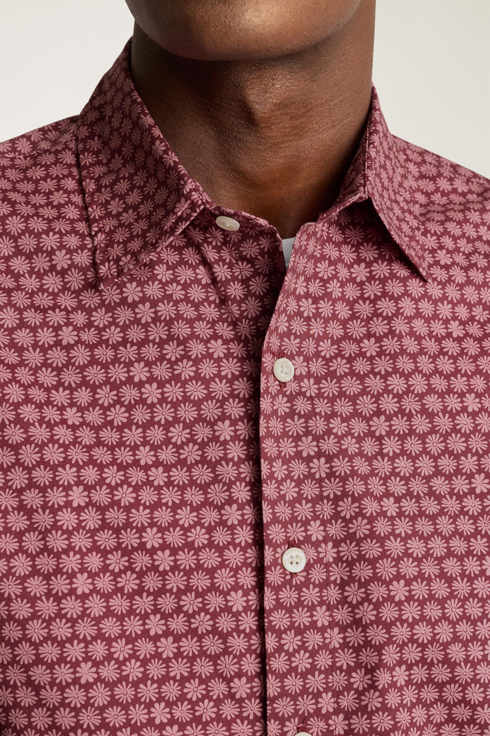 Riviera Short Sleeve Shirt Product Image