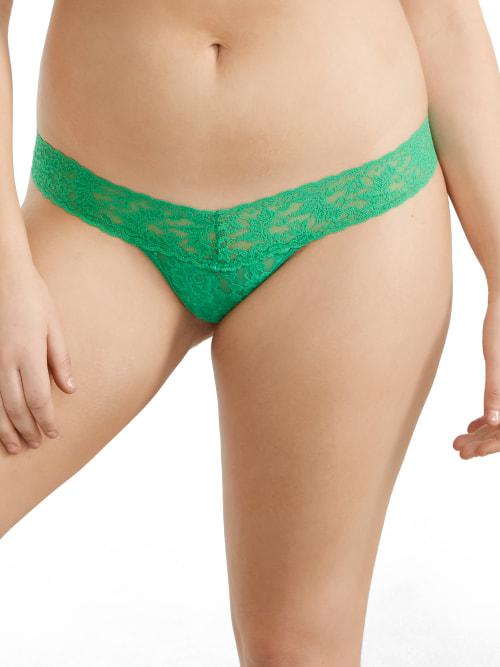Signature Lace Low Rise Thong Product Image