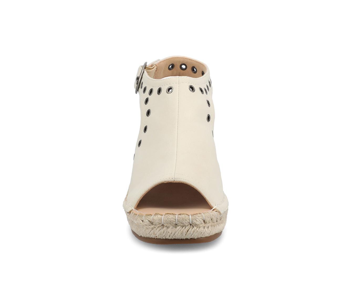 Women's Journee Collection Crisie Wedges Product Image
