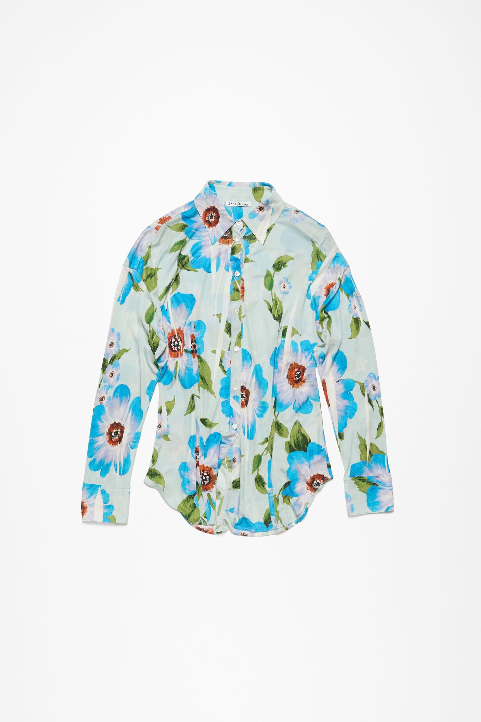 Button-up printed shirt Product Image