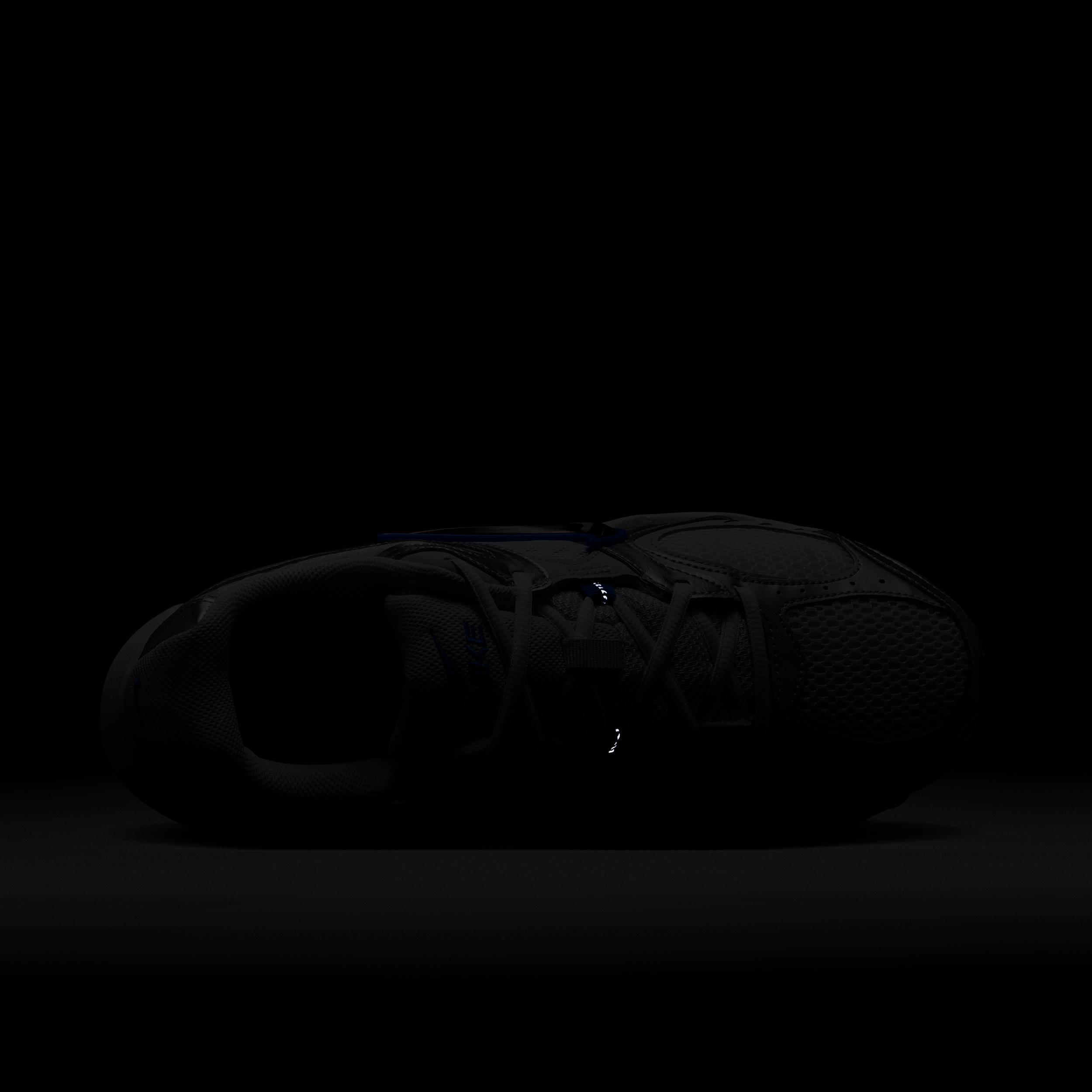 Nike Mens V5 RNR Shoes | HJ5228-103 Product Image