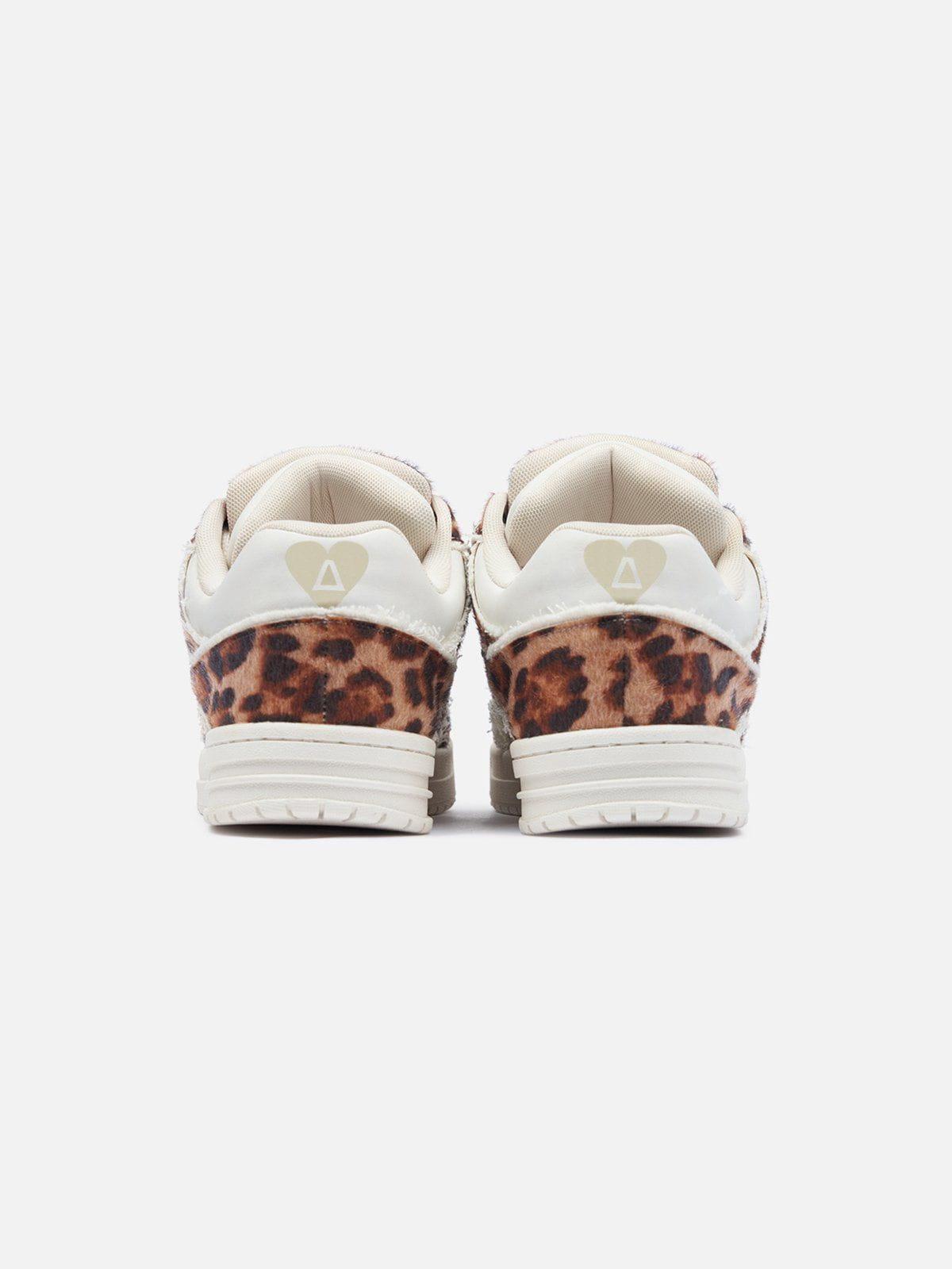 StarryClimb Leopard Patchwork Skate Shoes Product Image