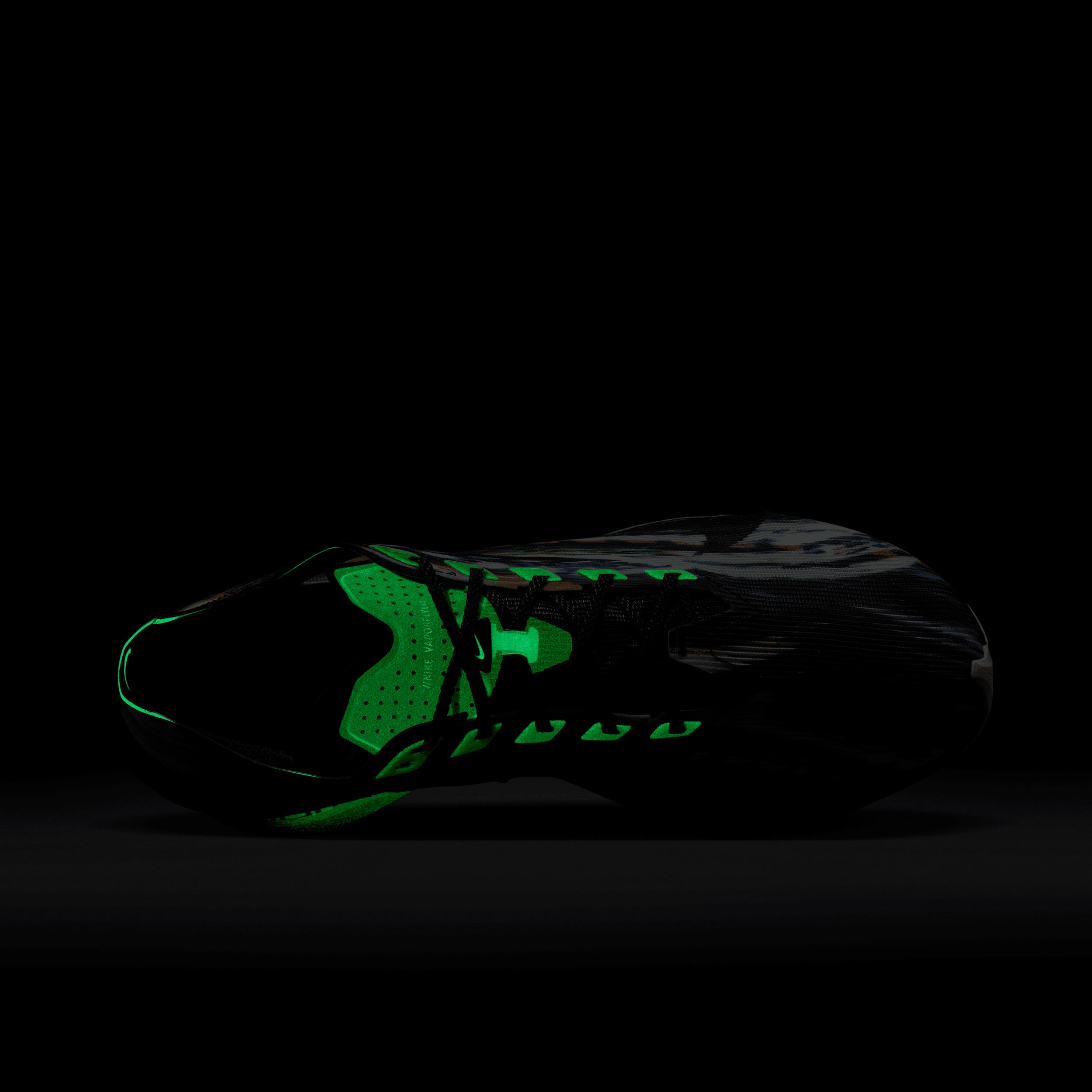 Nike Men's Vaporfly 4 Road Racing Shoes Product Image