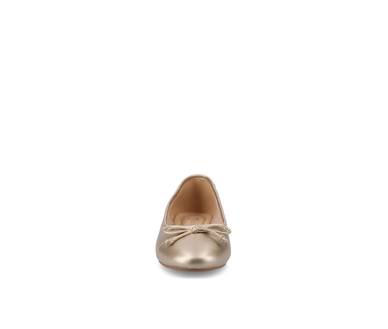 Women's Journee Collection Kaiah Flats Product Image