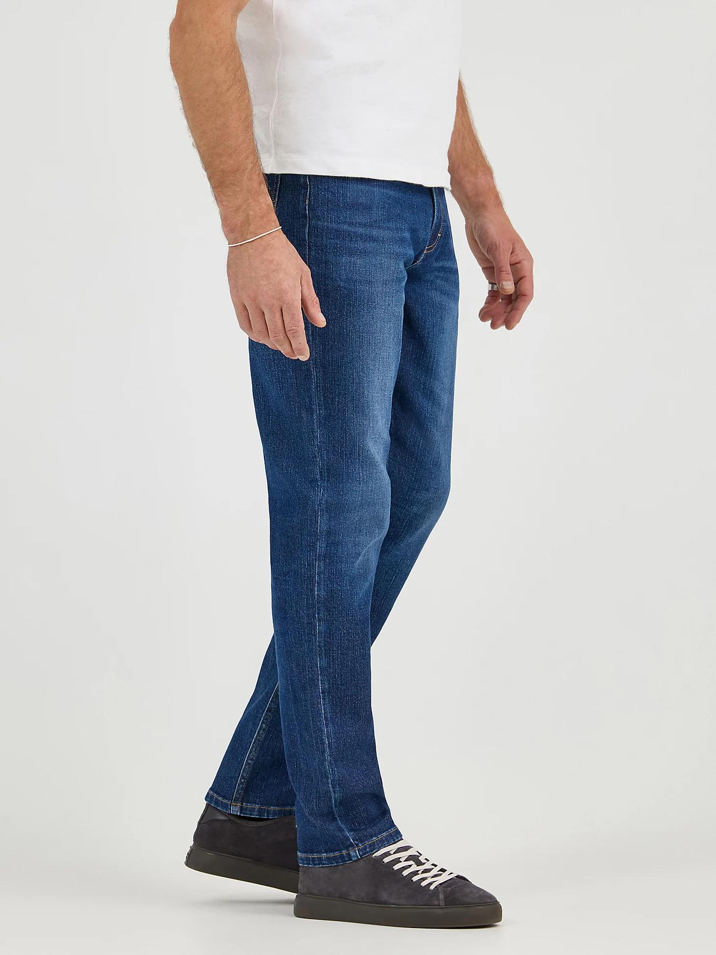 Men's Heritage Denim MVP Relaxed Straight Jean | Men's Jeans | Lee® Product Image