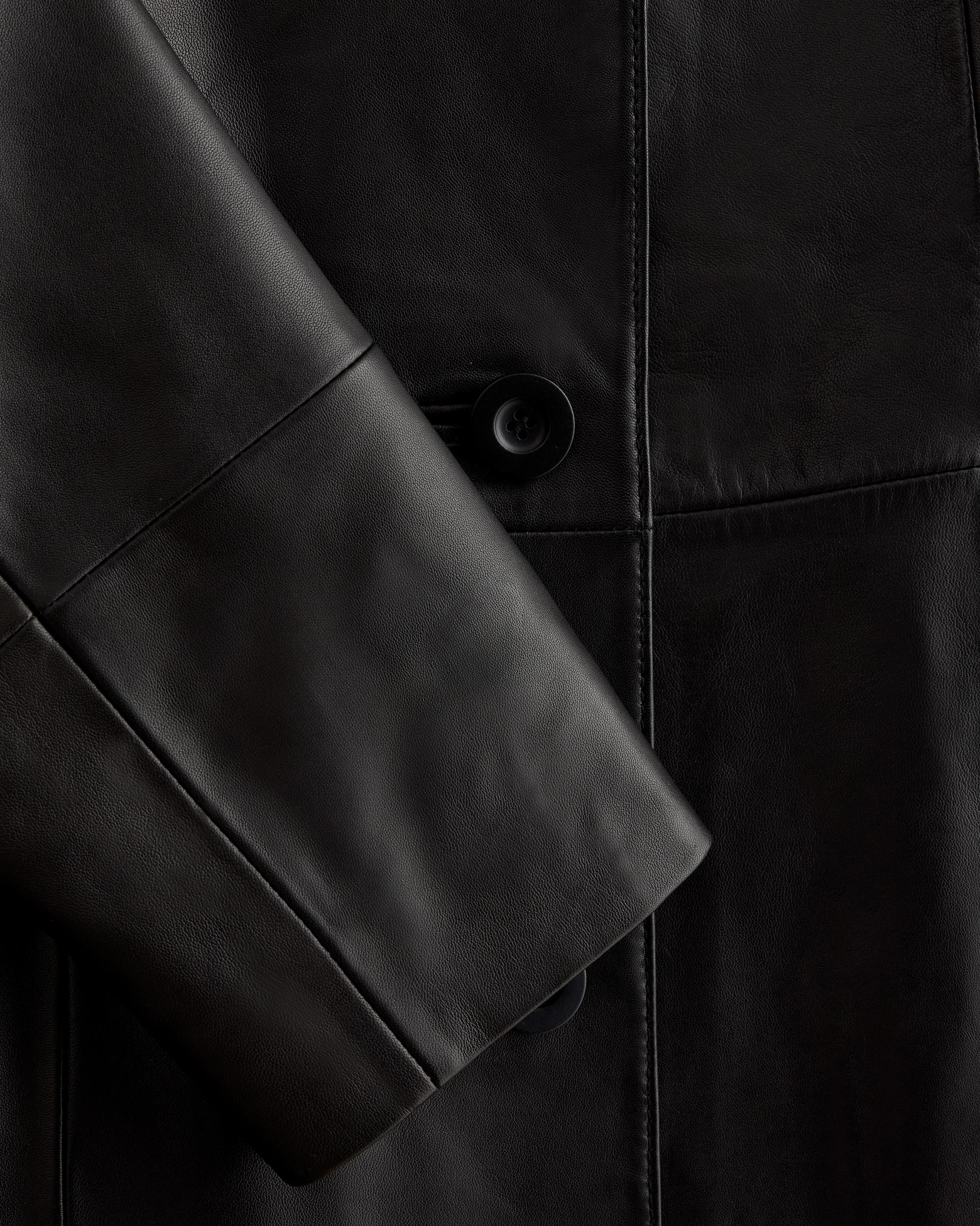 Quince | Women's Long Trench Coat Size XS, Leather Product Image