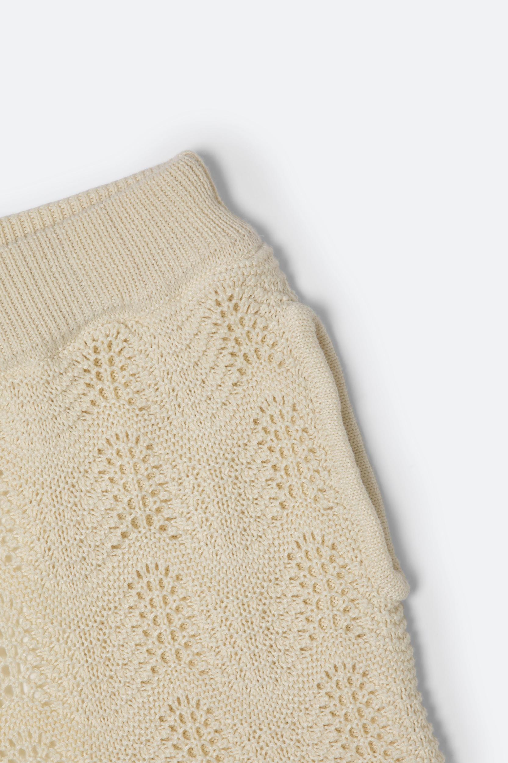 Knitted Wave Shorts - Cream Product Image