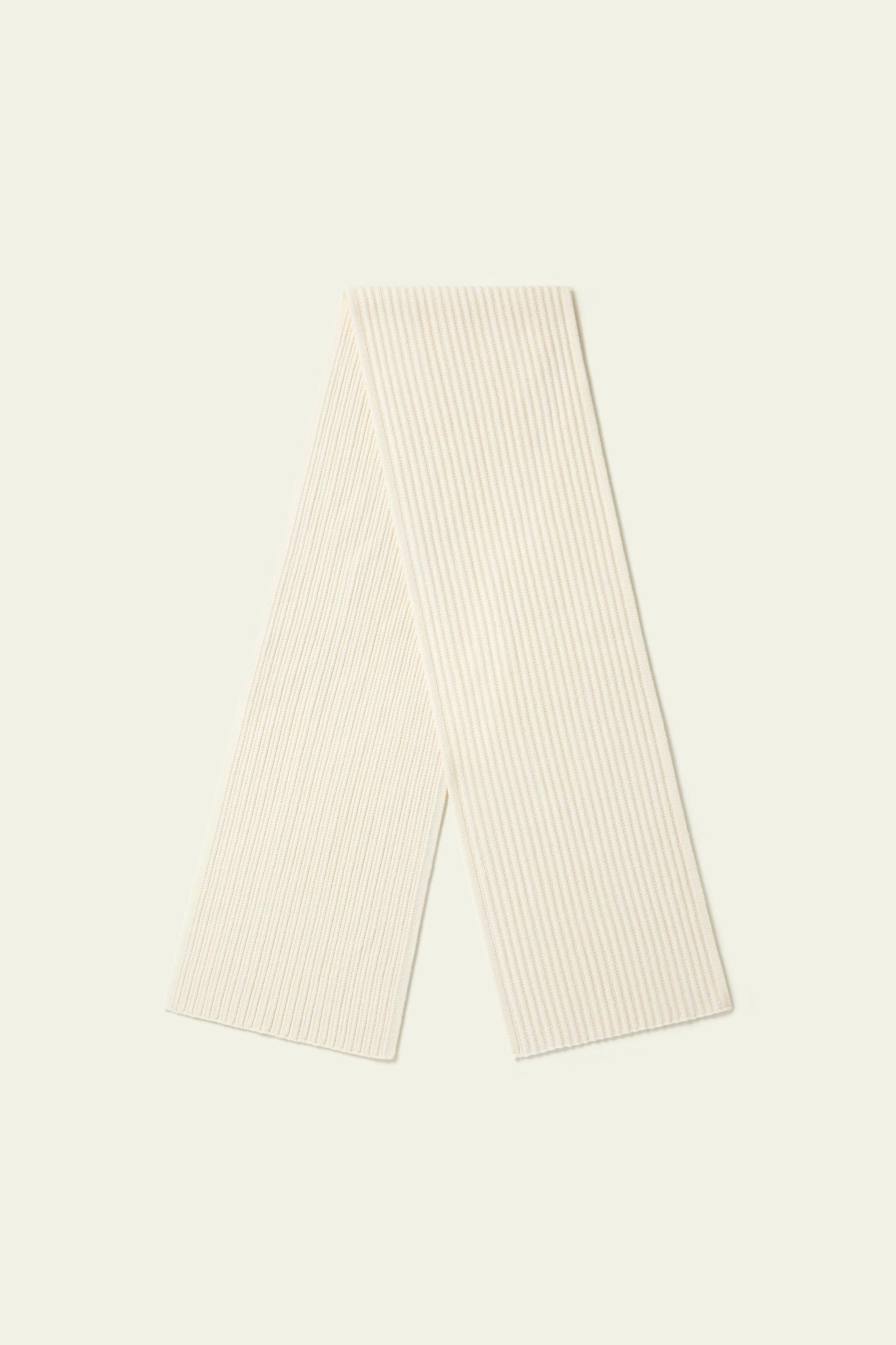 Merino Wool Rib & Knot Scarf Product Image