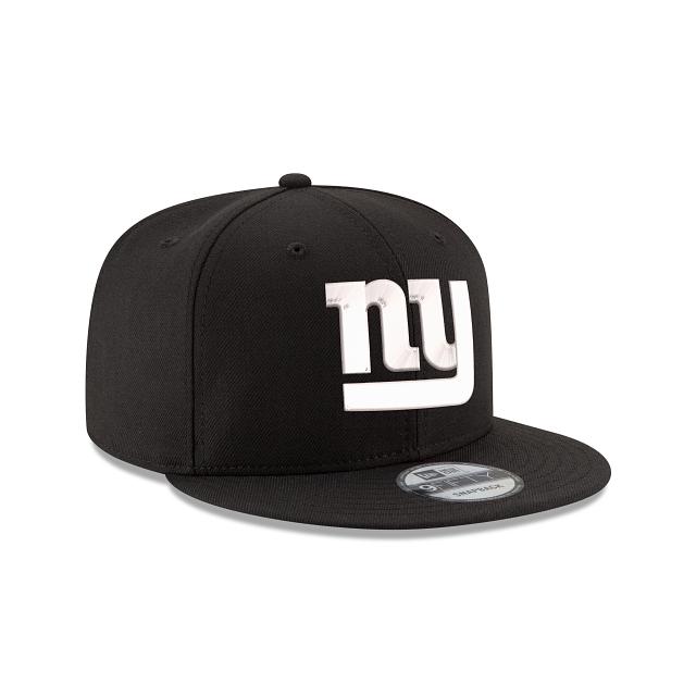 New York Giants Black and White 9FIFTY Snapback Hat Male Product Image