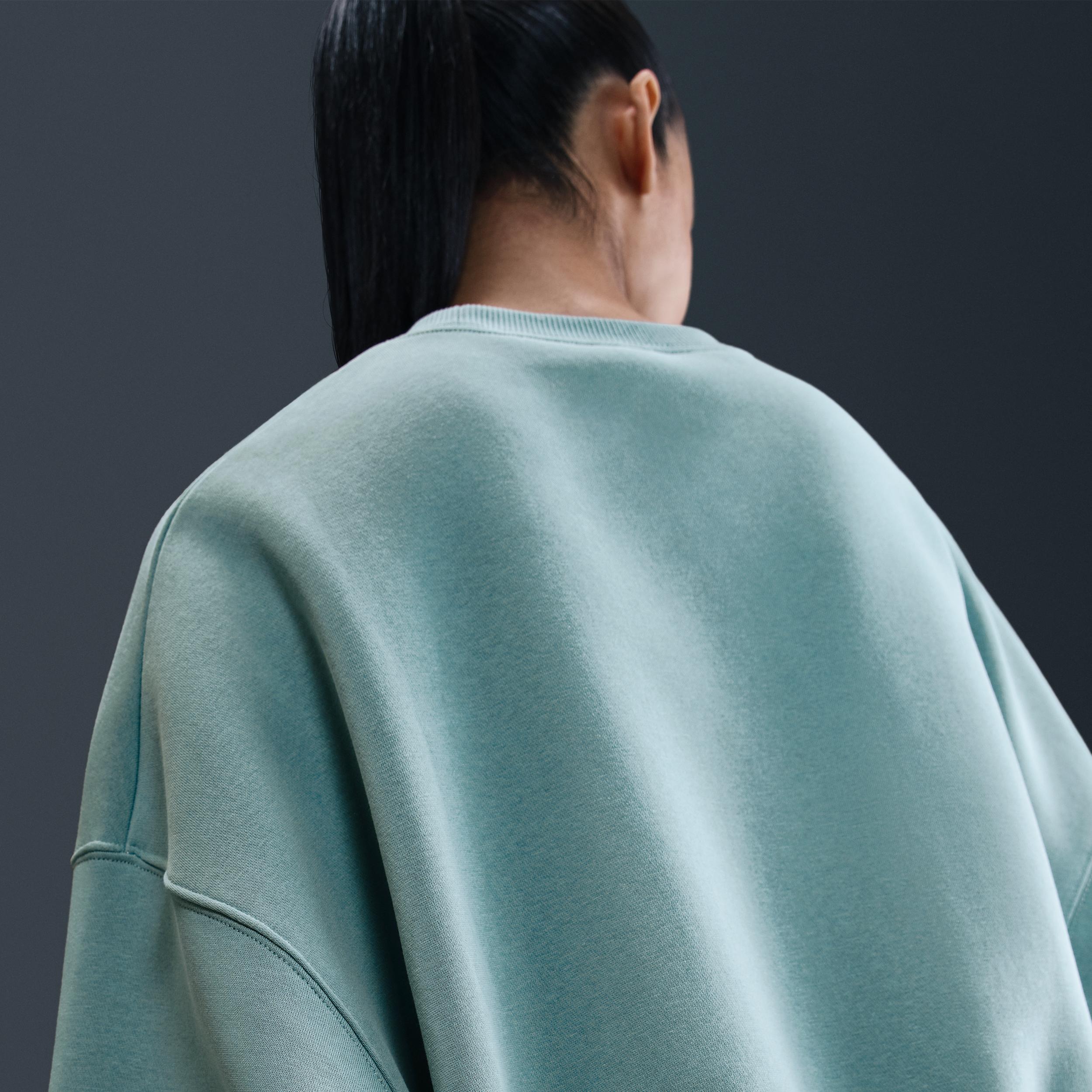 Womens Nike Sportswear Phoenix Fleece Over-Oversized Crew-Neck Sweatshirt | DQ5761-017 Product Image