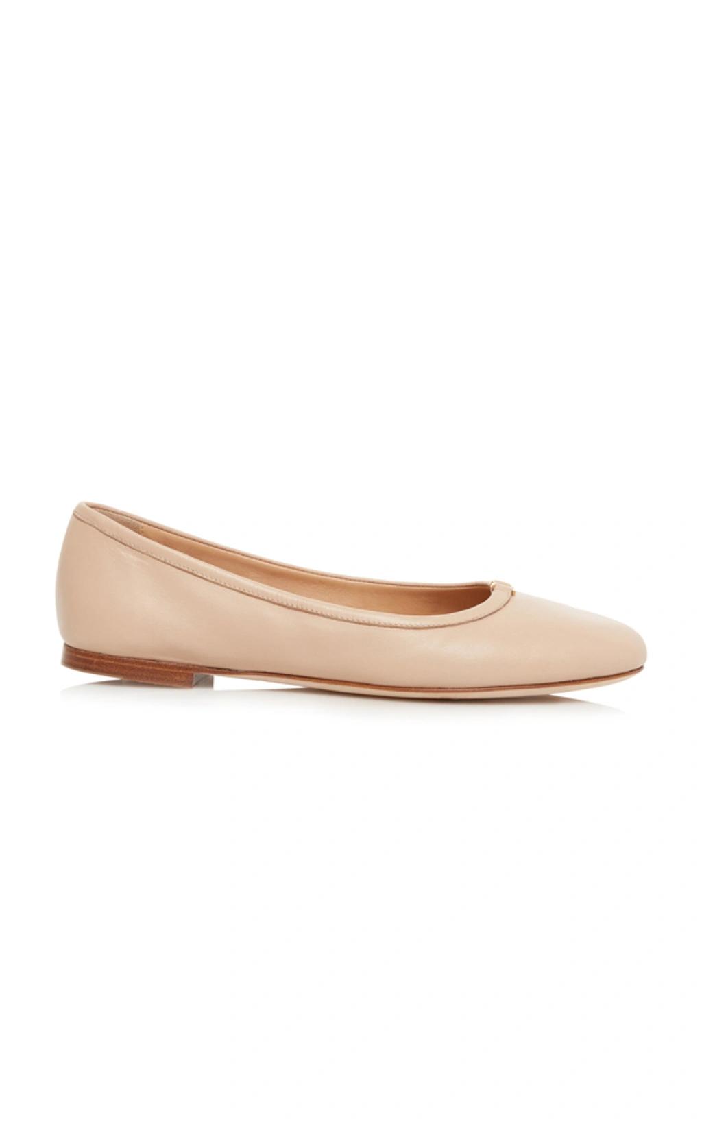 CHLOÉ Woman Ballet Flats Sand Size 9 Leather In Beige Product Image